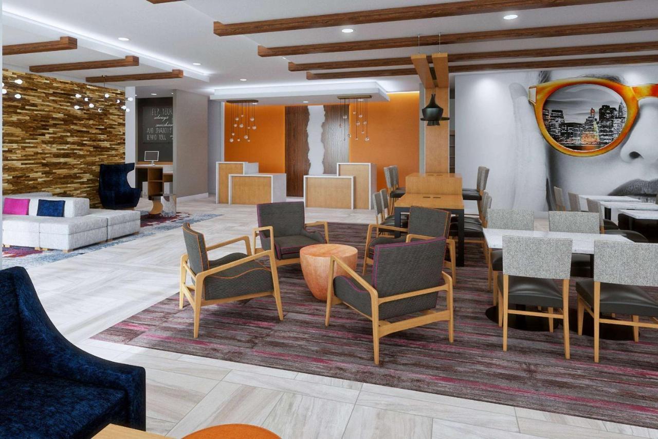 La Quinta Inn & Suites By Wyndham Pflugerville Eksteriør billede