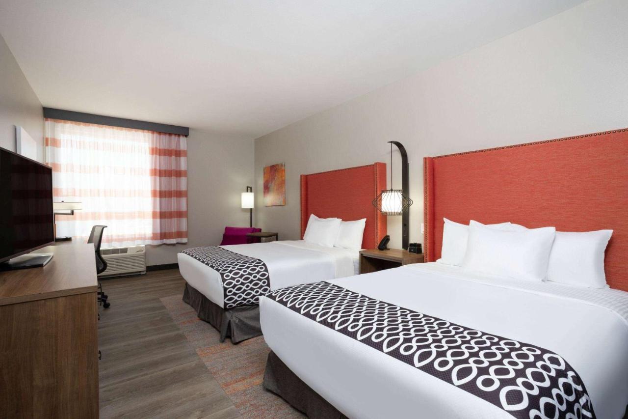 La Quinta Inn & Suites By Wyndham Pflugerville Eksteriør billede