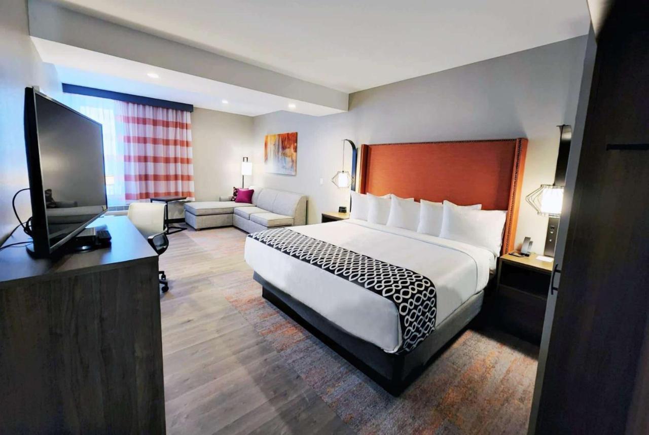 La Quinta Inn & Suites By Wyndham Pflugerville Eksteriør billede